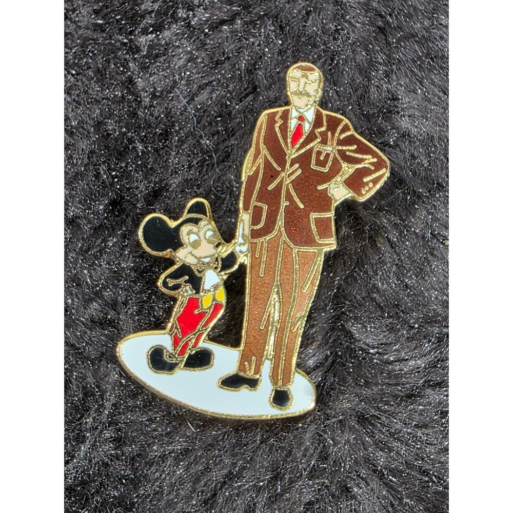 Disney Partners Statue Pin Walt Disney Mickey Mouse Enamel Gold Tone Collectible